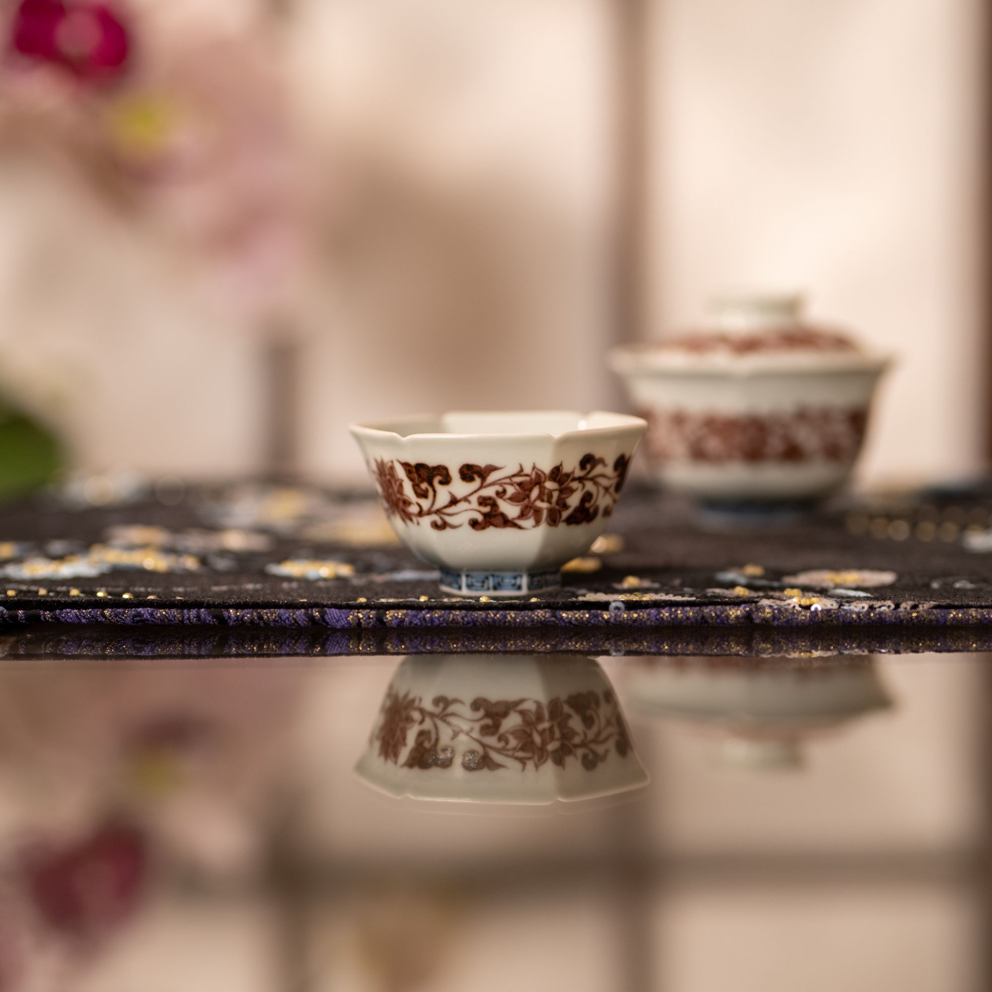 ZM0013 正萌  缠枝莲六方杯