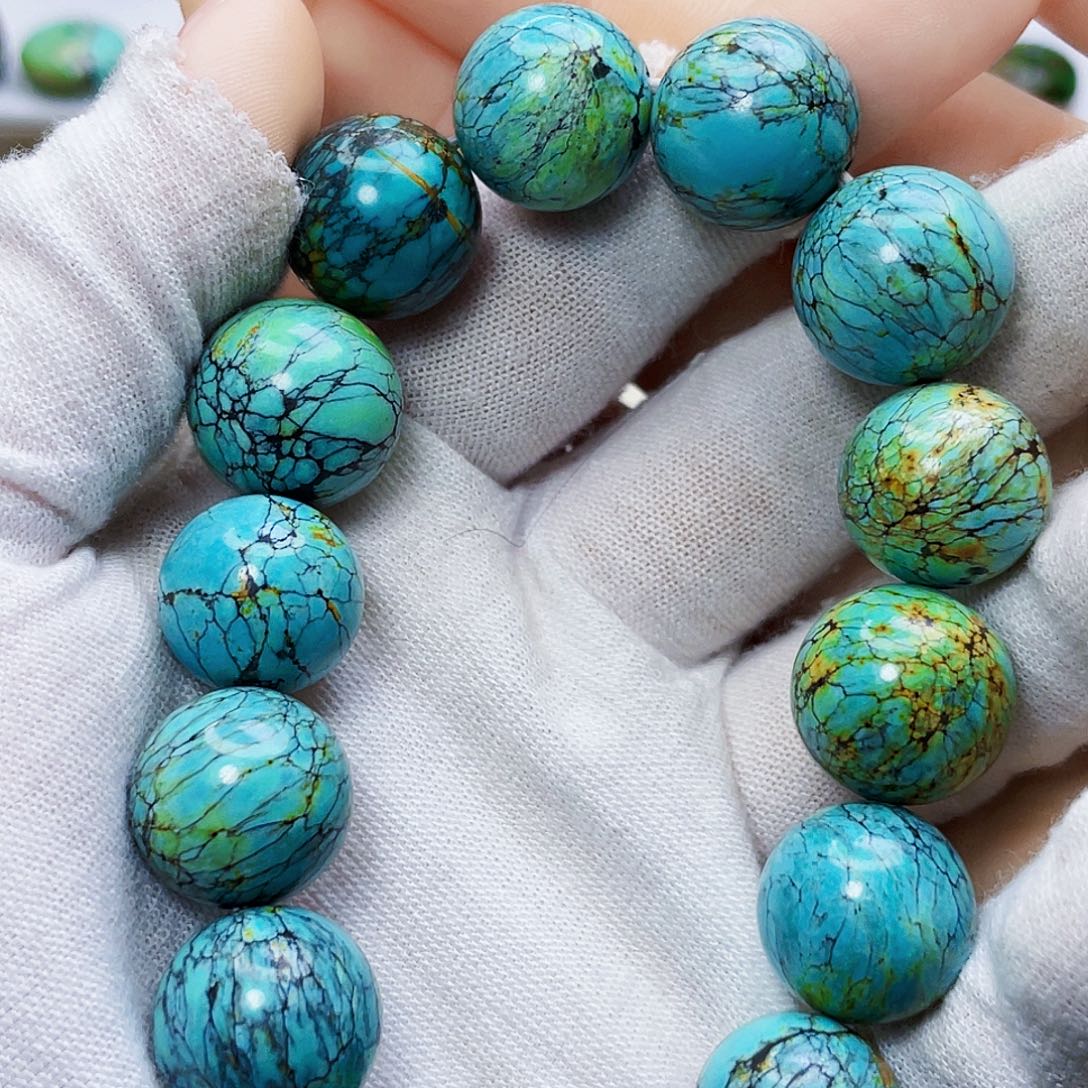 绿松石未镶嵌饰品