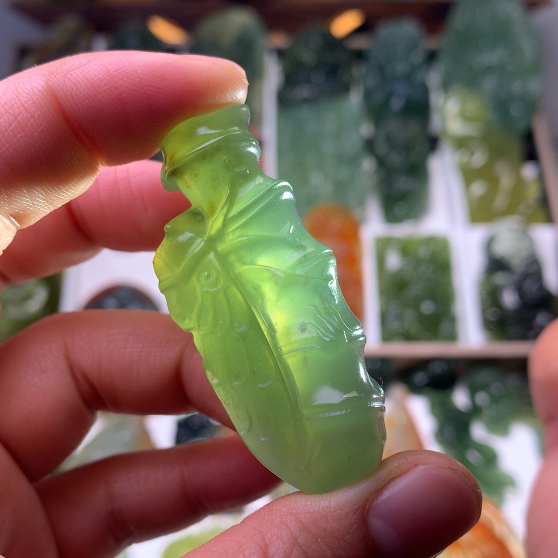 蛇纹石玉未镶嵌挂件金蝉竹节