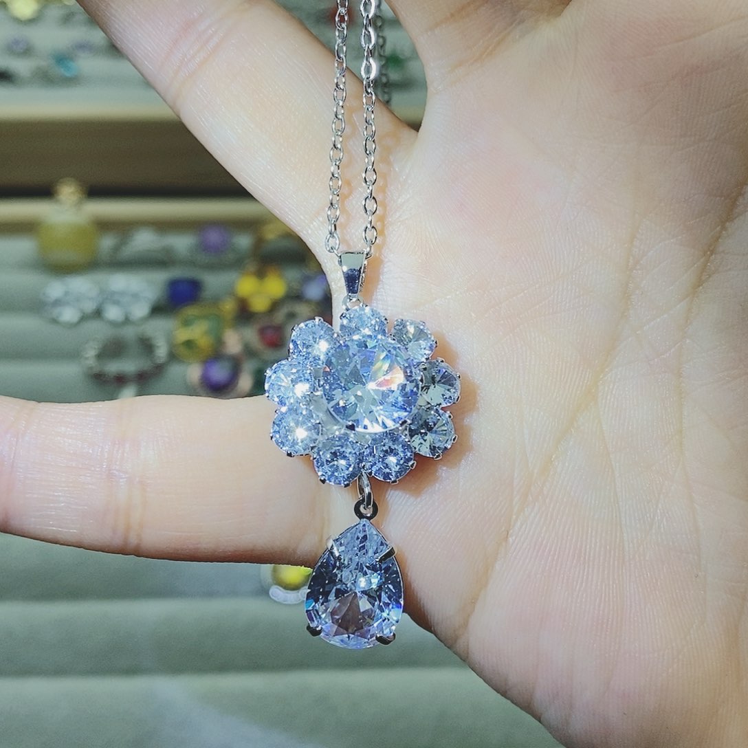 【闪购商品】托帕石耳饰银S925镶嵌