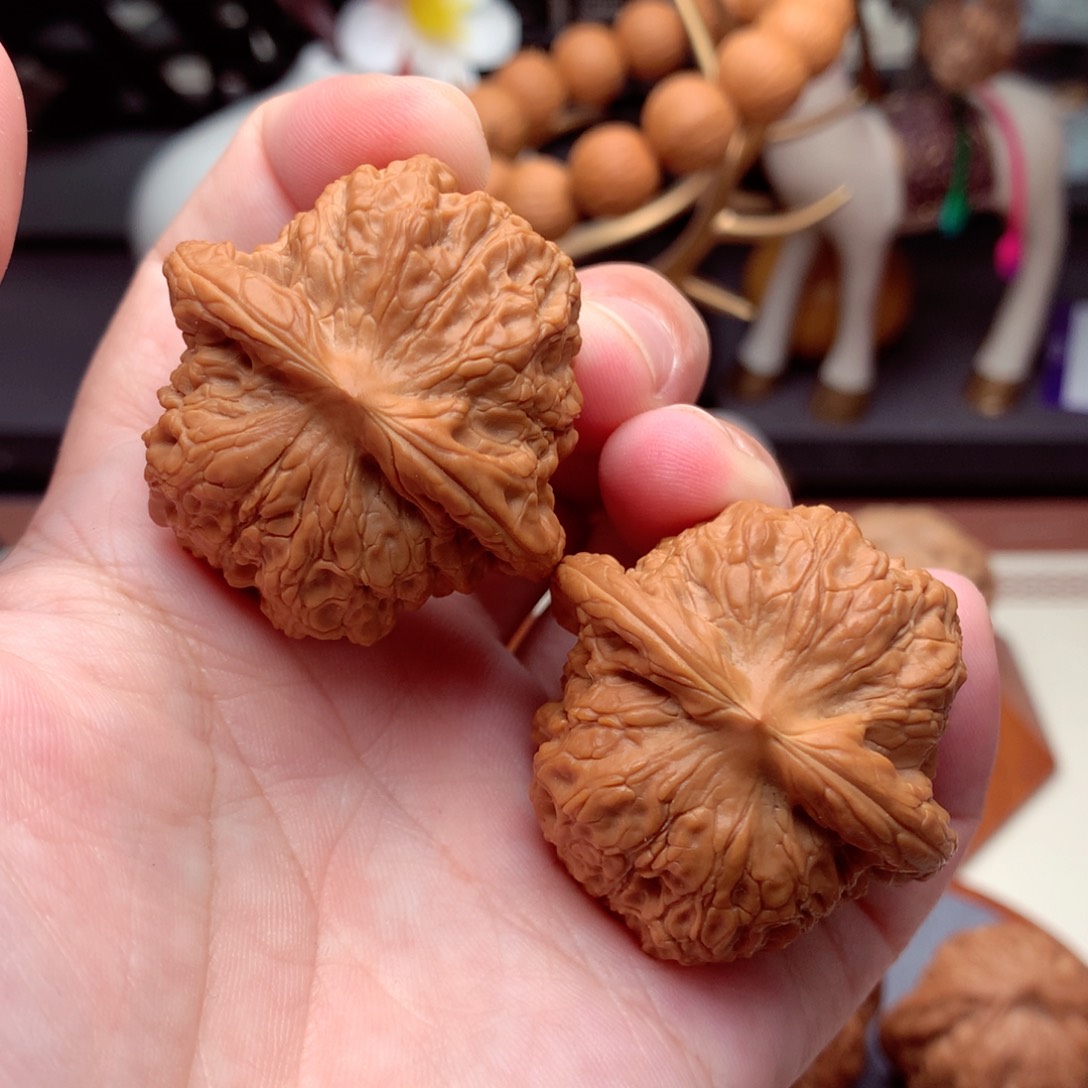 文玩核桃把件血麒麟全品满肉  1号