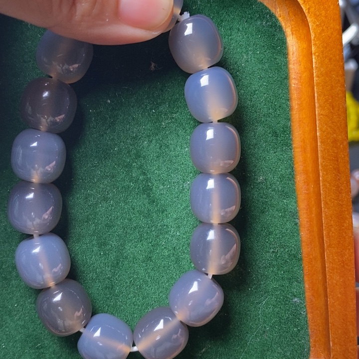 喜***樂玛瑙/玉髓未镶嵌手链