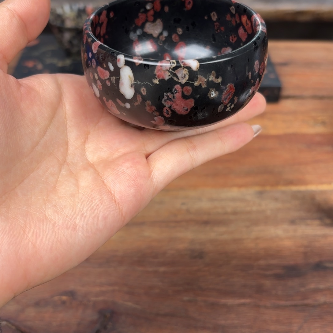 康能美玉瓷安山玉