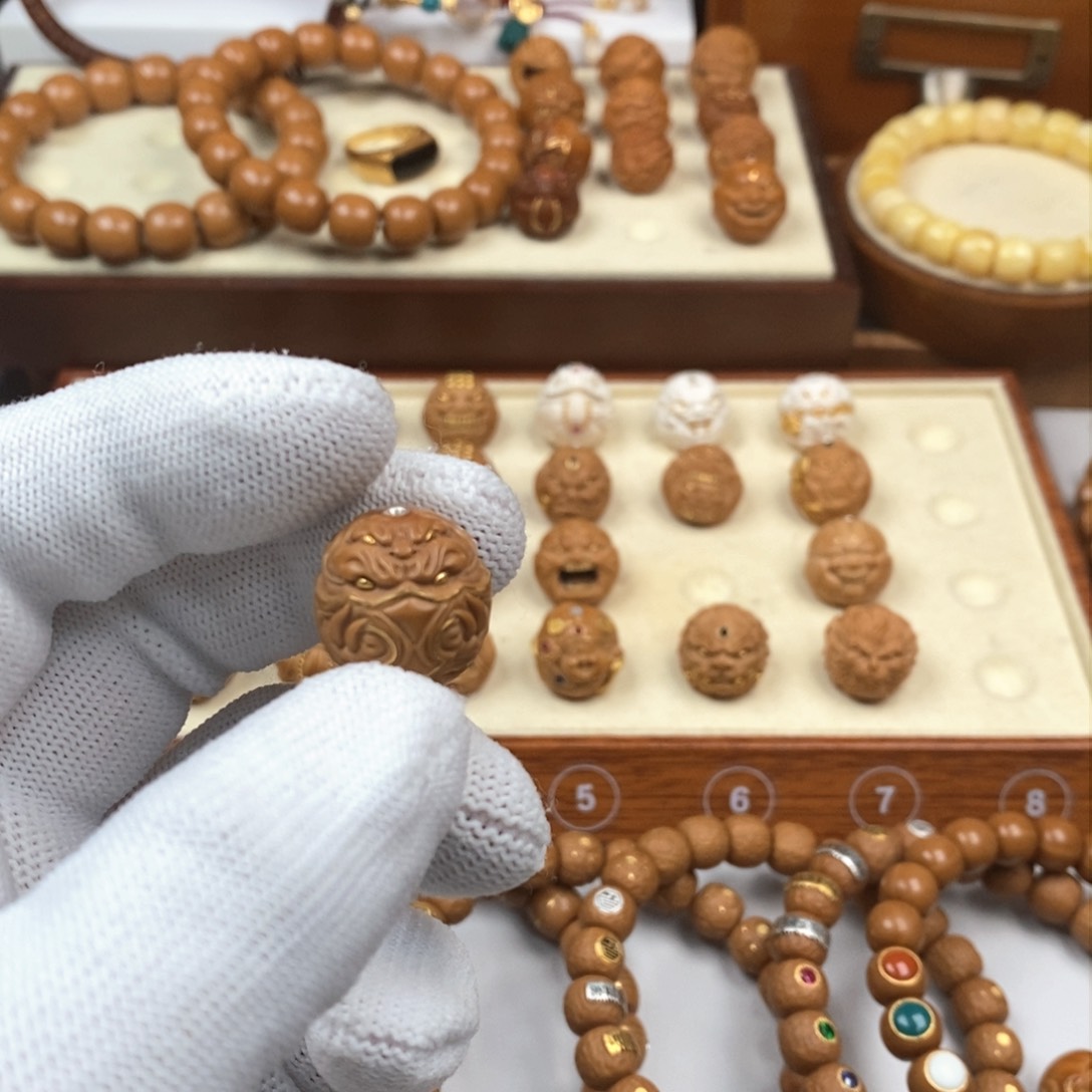 猴头核桃手串财****K猴头