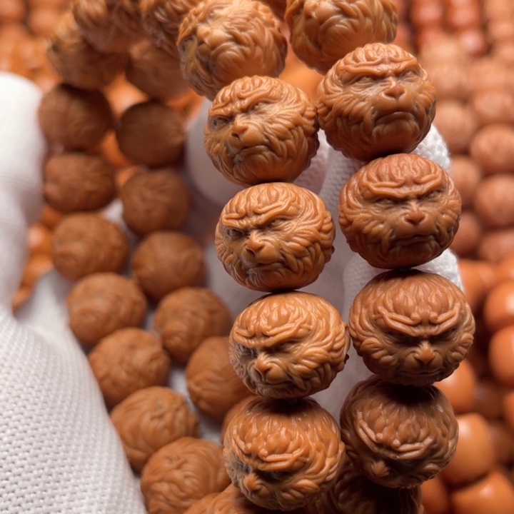 猴头核桃吊坠8****8斗战胜佛