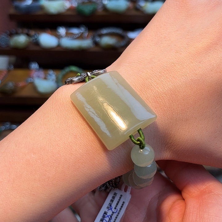 和田玉未镶嵌手链