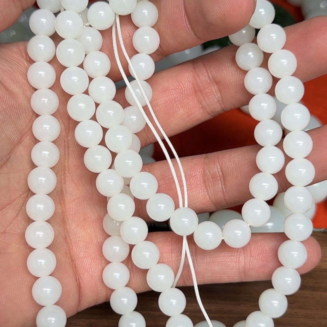 和田玉颈饰未镶嵌放**界