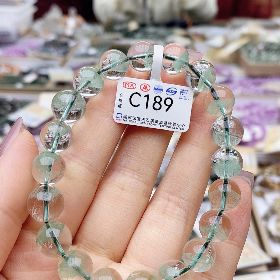 水晶手链未镶嵌C189 翠绿幽灵金字塔 10m