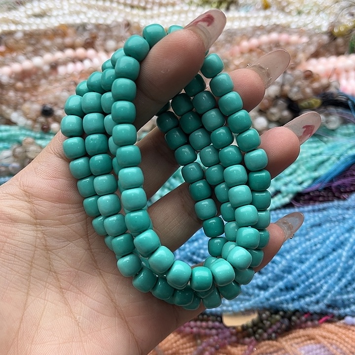 玛瑙/玉髓珠宝半成品未镶嵌一条8mm左右绿松老型珠108颗