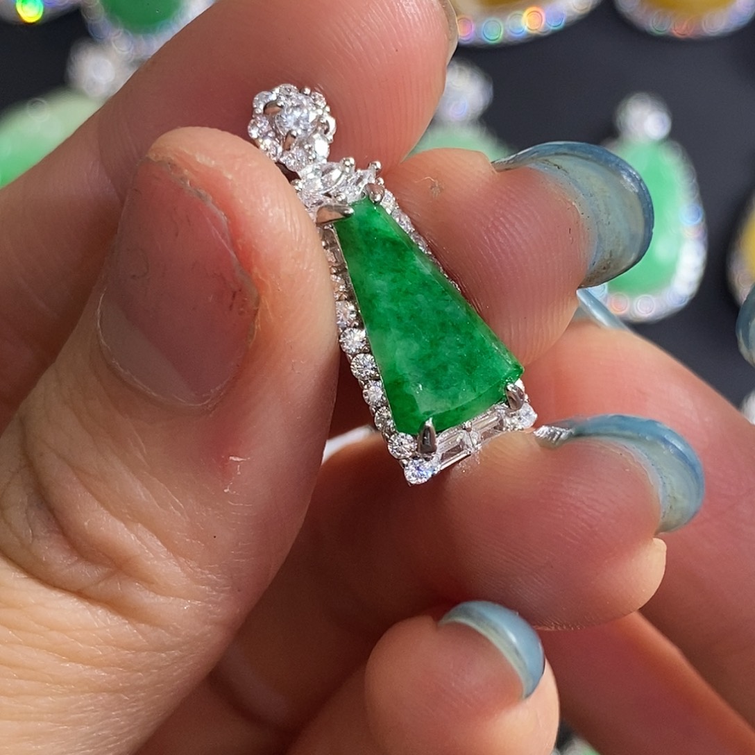 翡翠银S925镶嵌颈饰