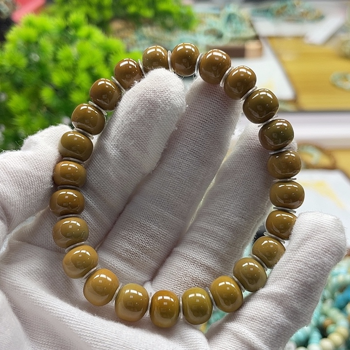 独***月未镶嵌绿松石珠宝奇石