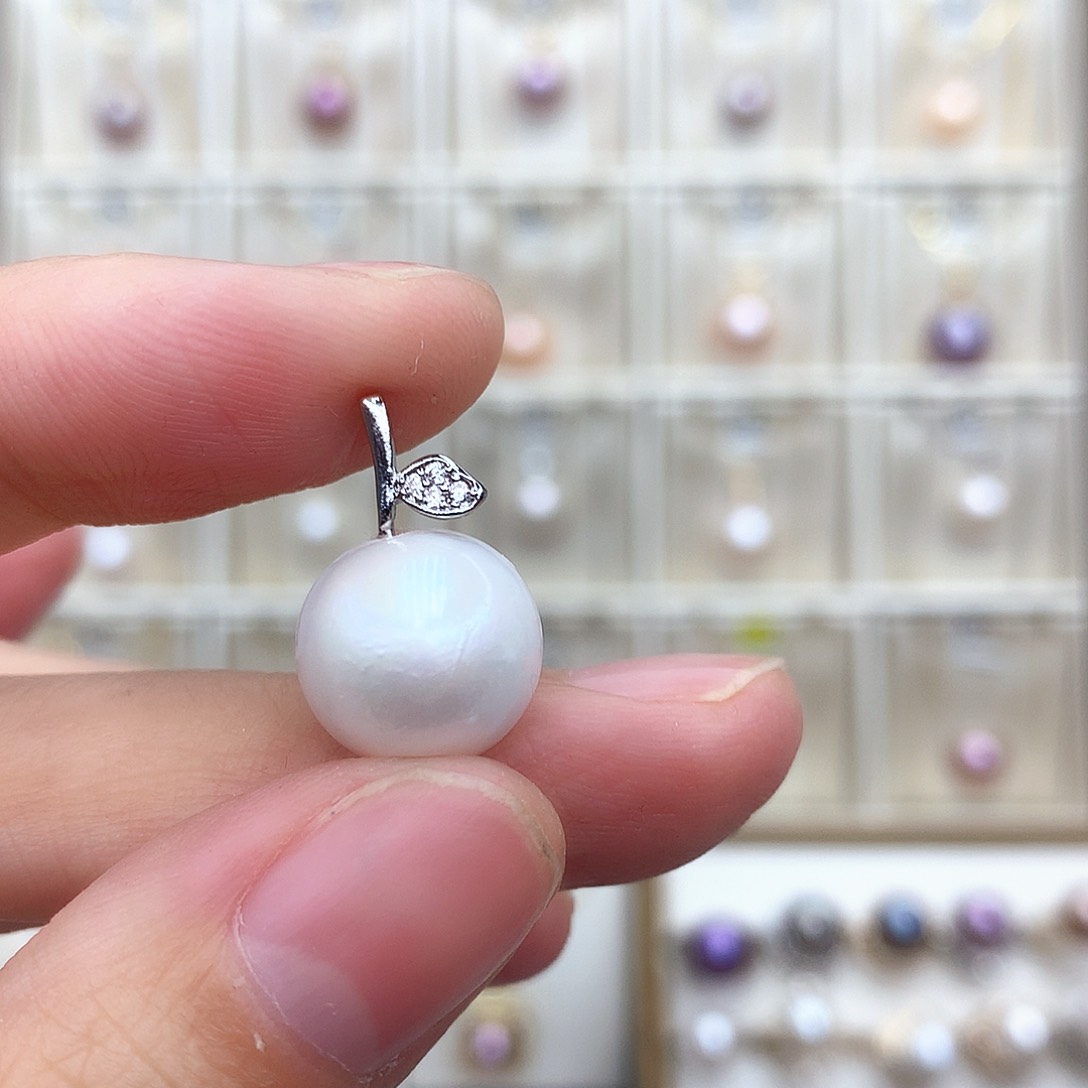 淡水珍珠颈饰合金