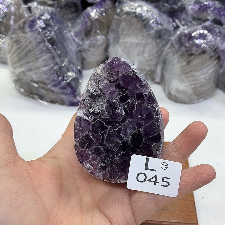 水晶摆件未镶嵌天然紫水晶