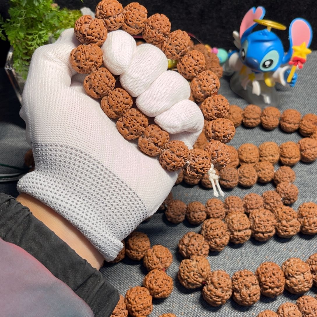 用***8手串金刚菩提五星蜂王