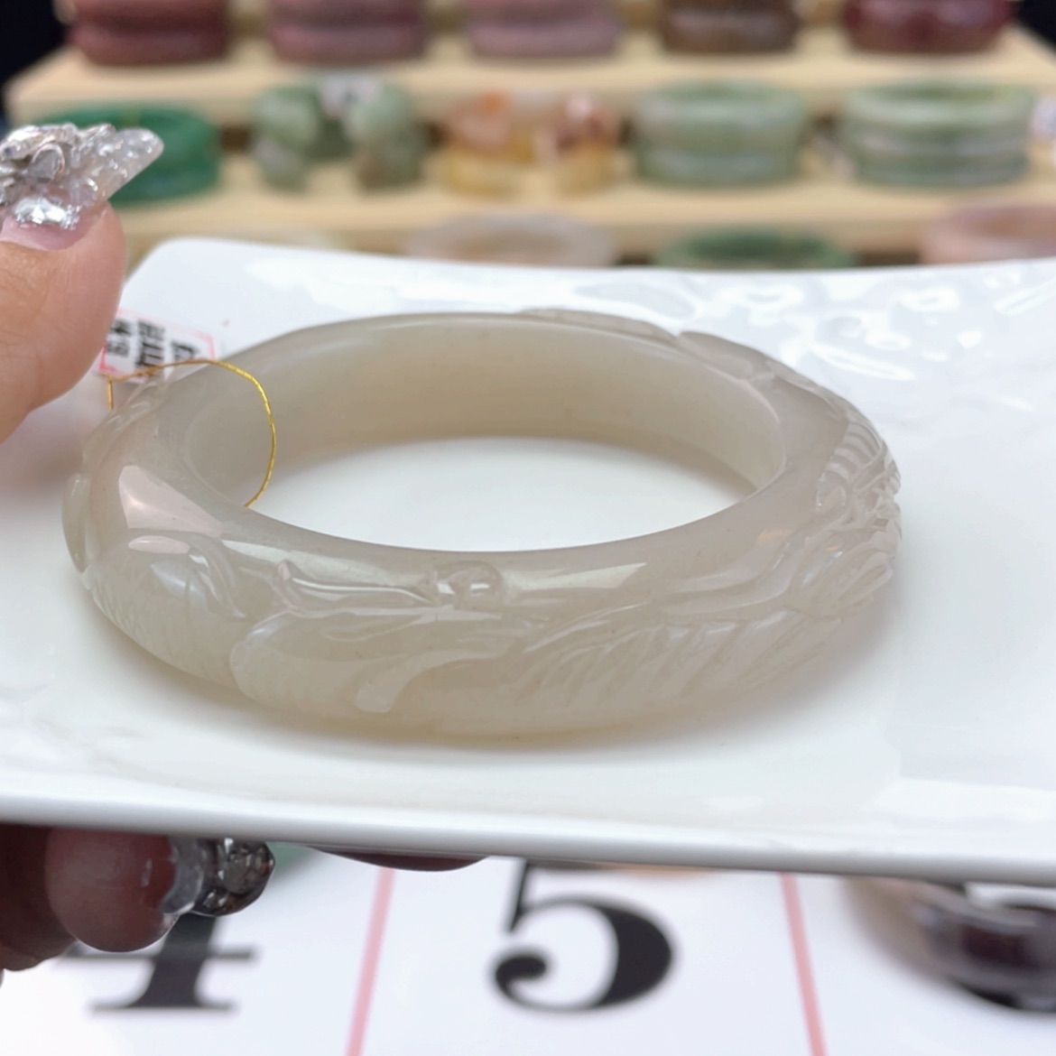 【闪购商品】石英质玉手镯未镶嵌❤️****