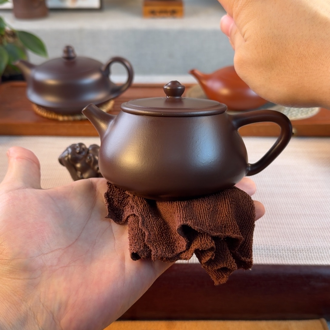 紫砂茶壶紫砂紫砂紫砂紫砂鸿运