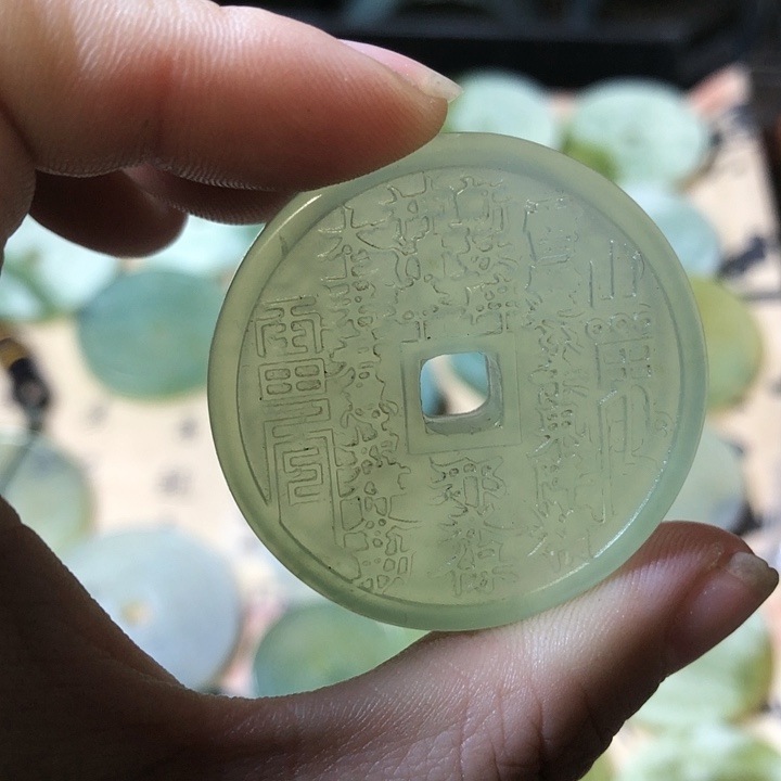 岫玉岫玉挂件未镶嵌