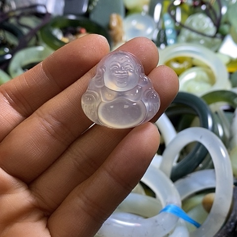 岫玉颈饰未镶嵌挂件
