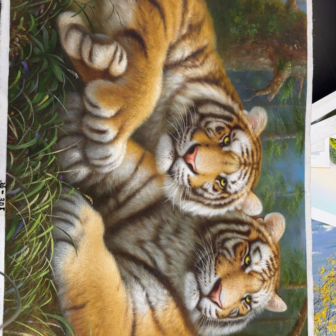 油画优惠活动中心举行，