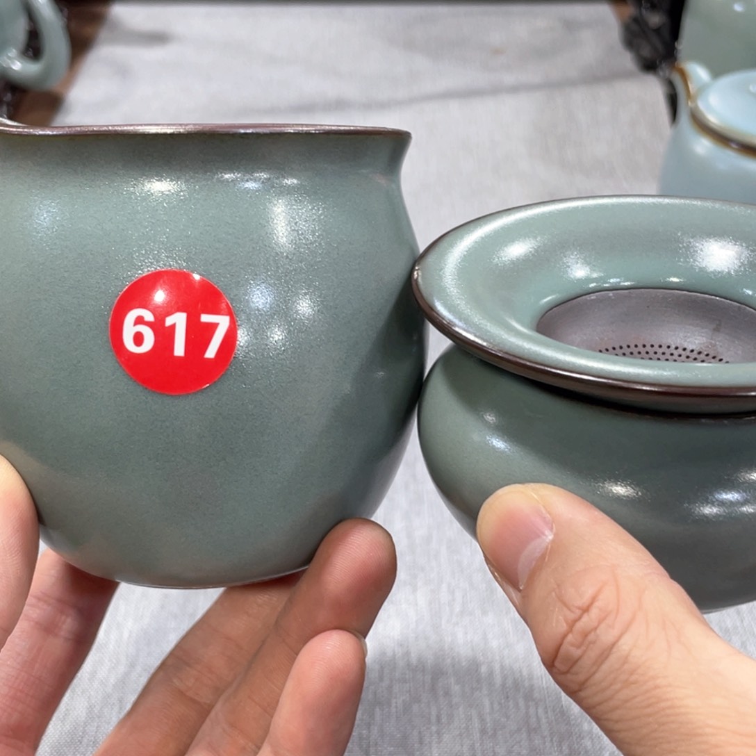 瓷片小微瑕。。。。。。。。。。。