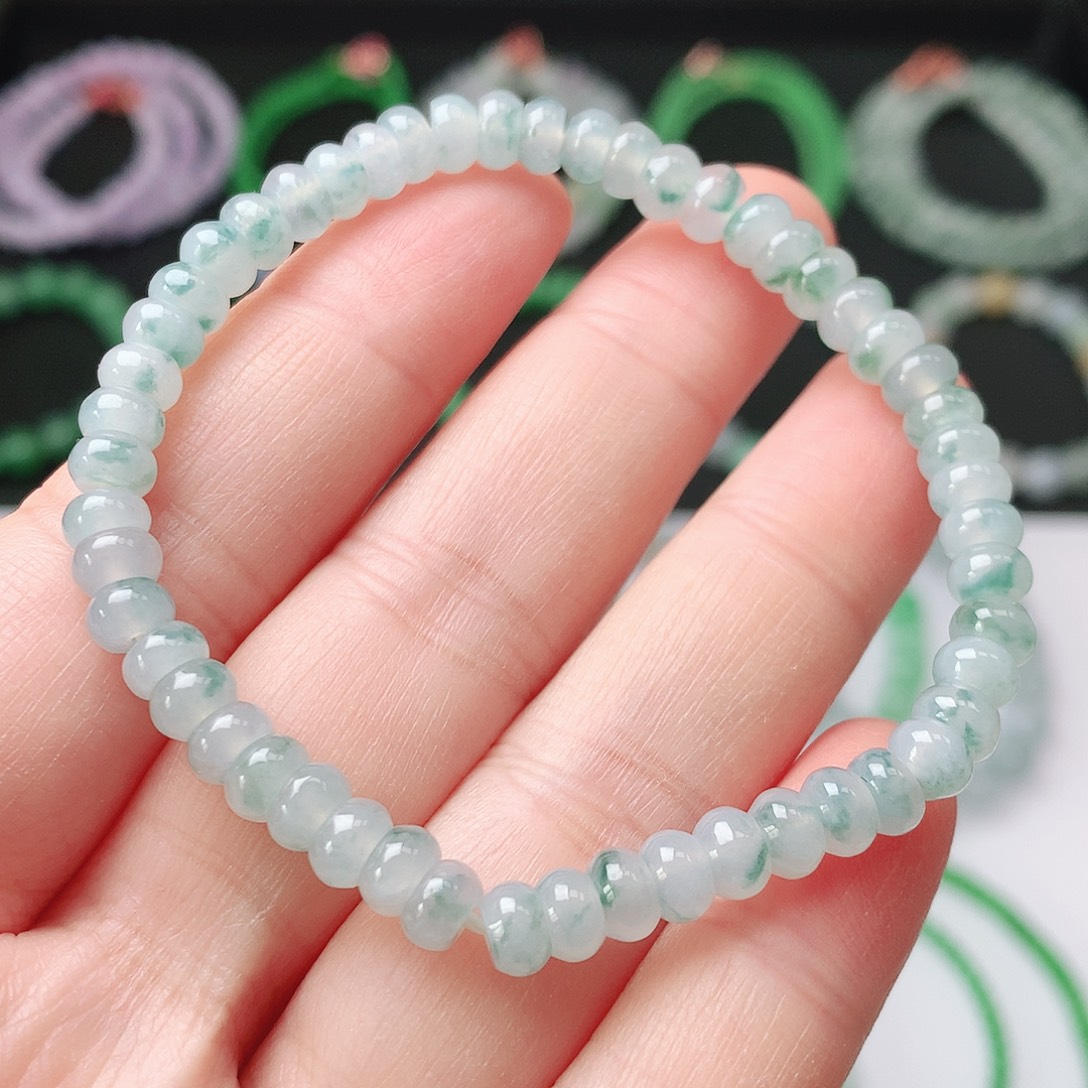 翡翠未镶嵌手链翡翠