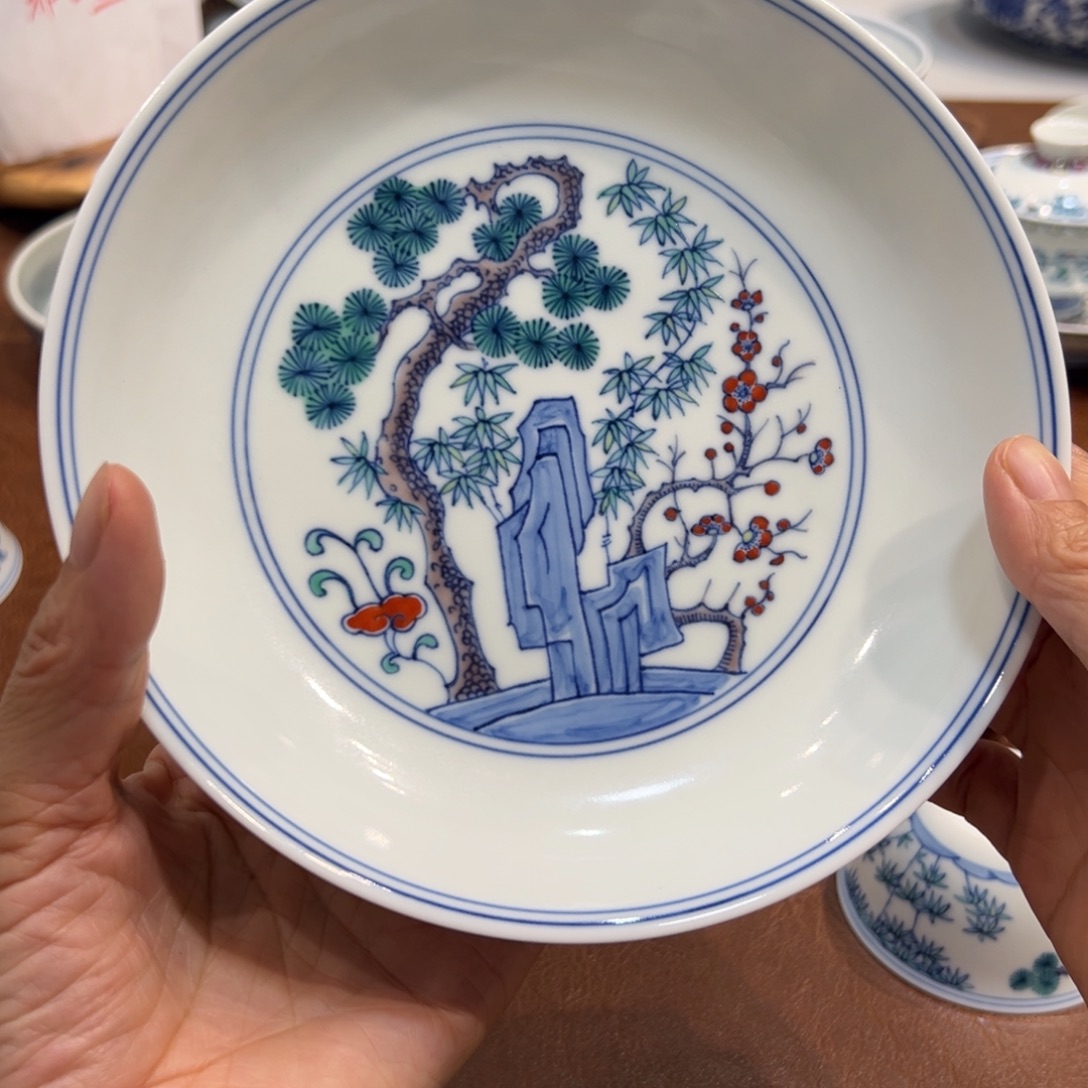 壶承斗彩松竹梅壶承17厘米