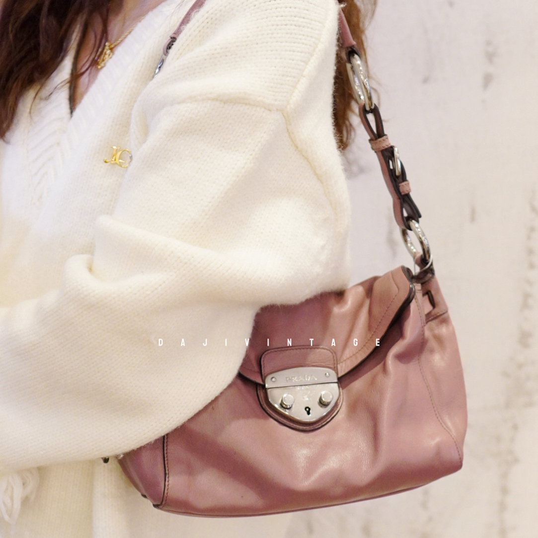 95新 Prada/普拉达 大吉中古/Prada橡皮粉猪鼻扣单肩包