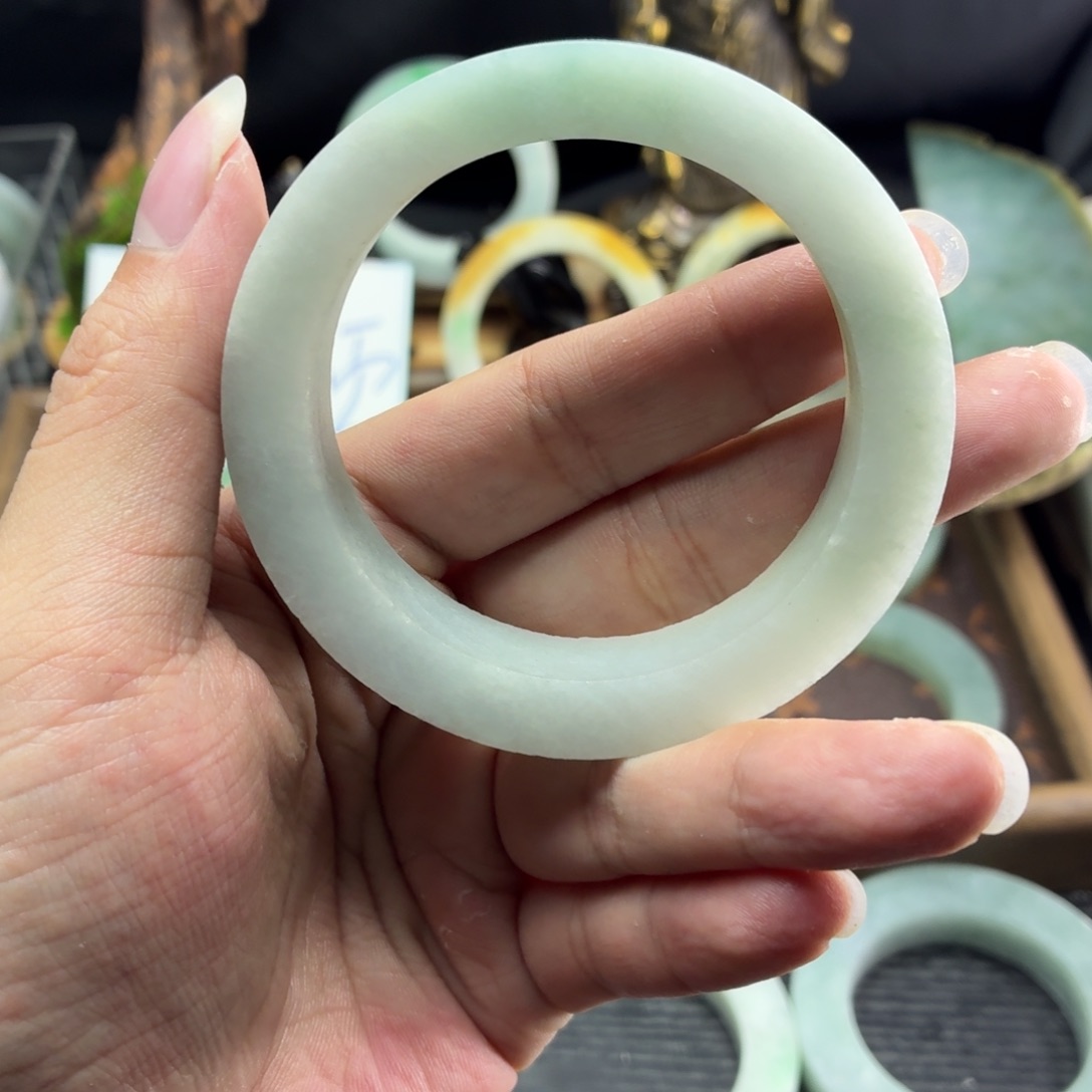 定制翡翠未镶嵌缅甸翡翠A货手镯毛胚定制