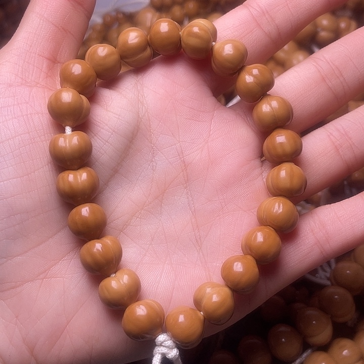 猴头核桃手串12尺寸镜面柯基屁桃手持全品无暇