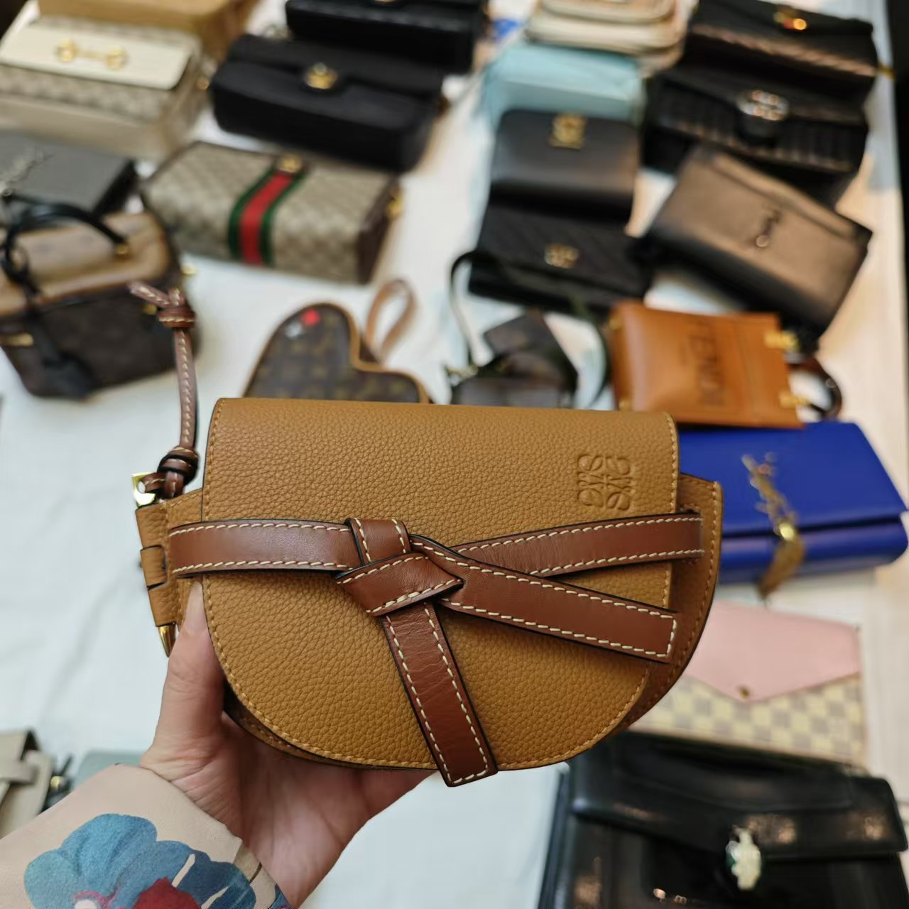 95新 LOEWE/罗意威 焦糖色gate 单肩斜挎包