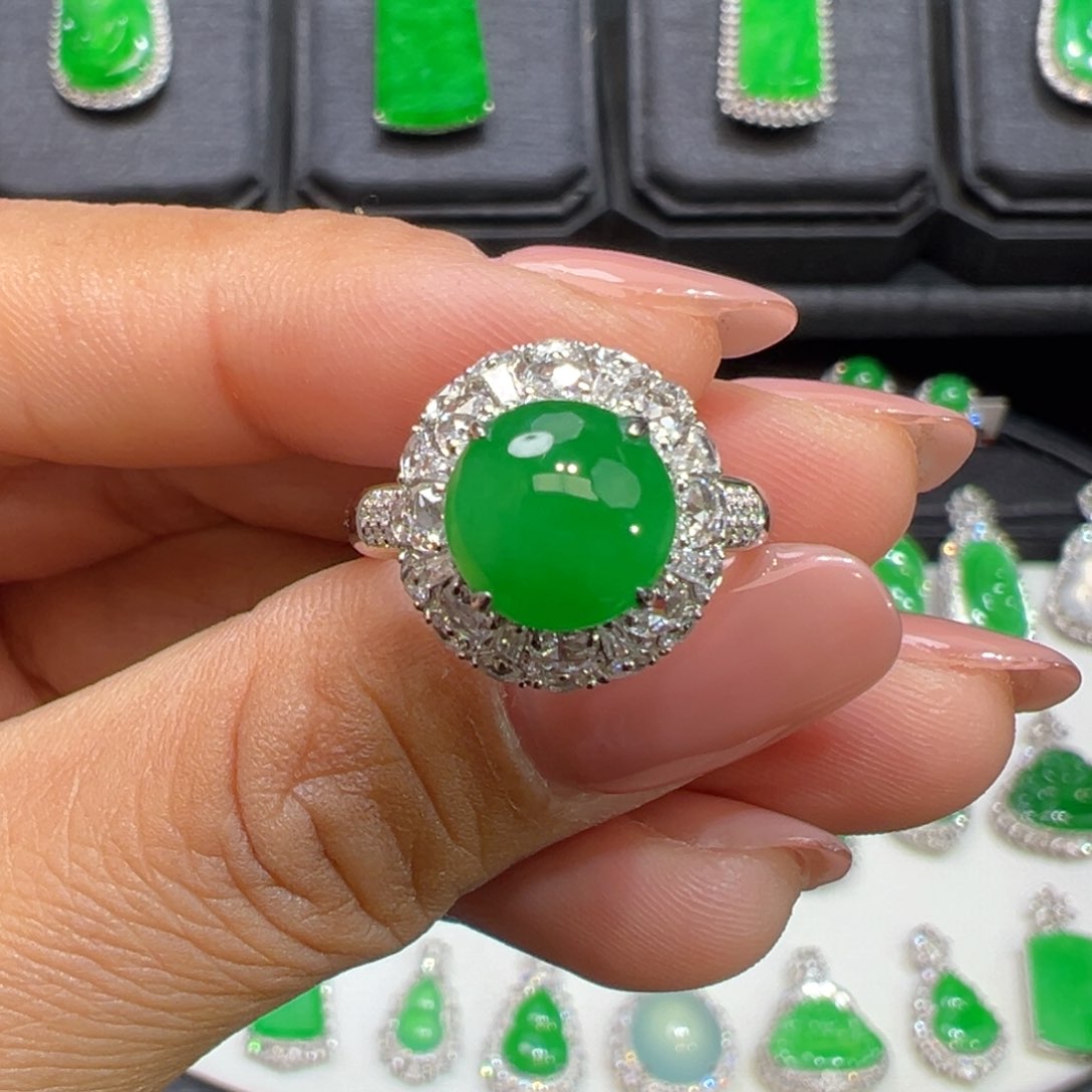 翡翠18K金镶嵌戒指佛****门收到货48小时鉴赏期