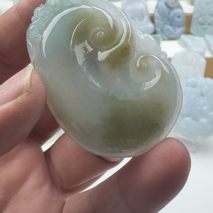 翡翠未镶嵌颈饰天然缅甸A货翡翠