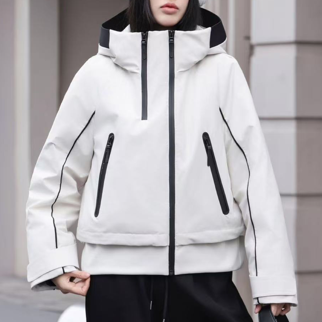 鹅绒女短款修身立领连帽户外休闲保暖百搭羽绒冲锋衣