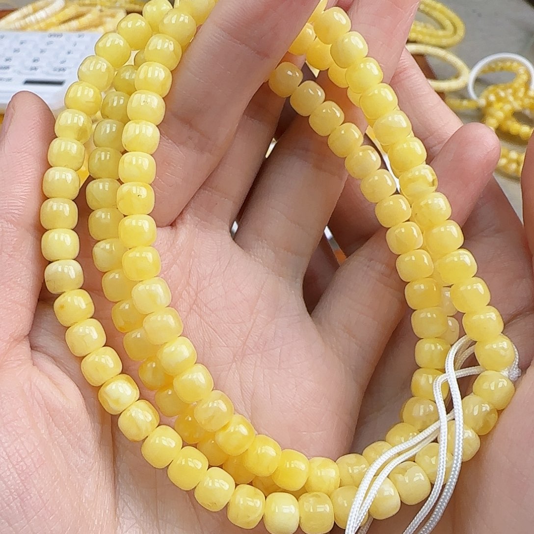 蜜蜡珠宝奇石未镶嵌