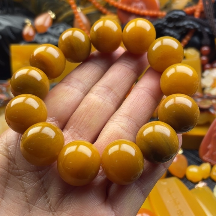 石英质玉（黄龙玉）手串合金