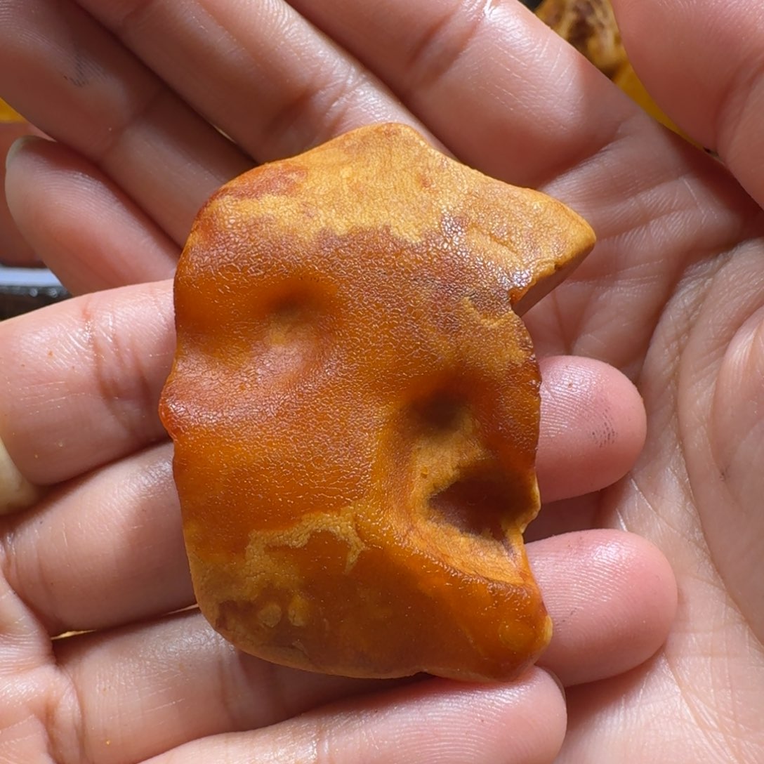 定制琥珀未镶嵌定制