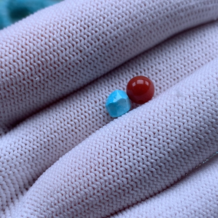 南红玛瑙未镶嵌珠宝奇石