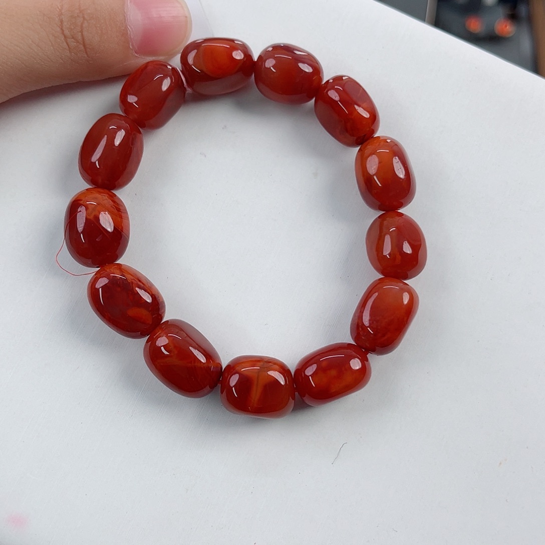 未镶嵌瓦西牛血红随形单圈11-12mm南红玛瑙