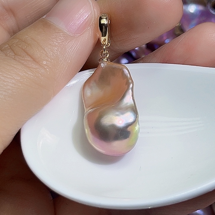 颈饰未镶嵌淡水珍珠