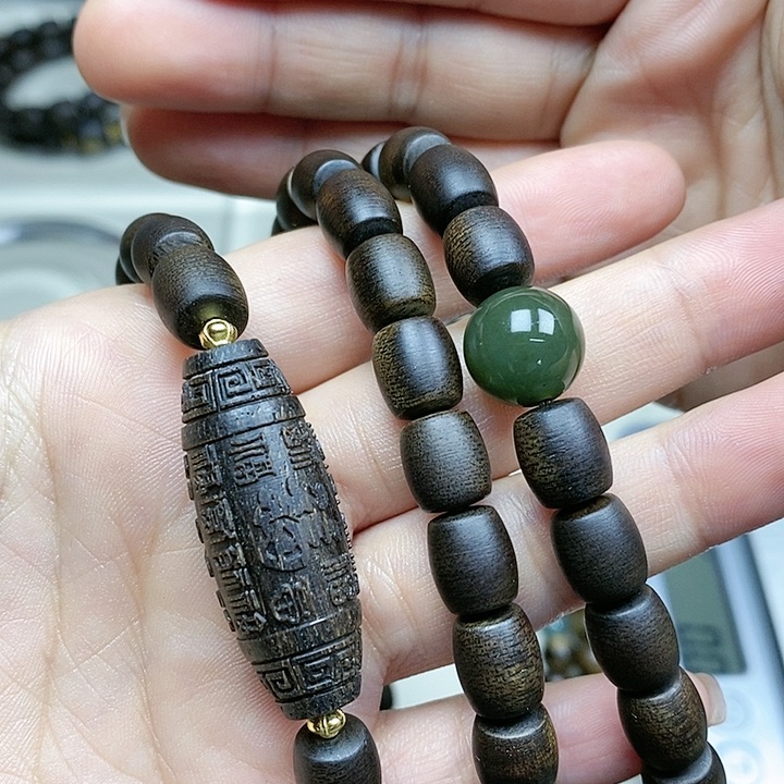 沉香手串双*8越南芽庄白奇楠沉水料