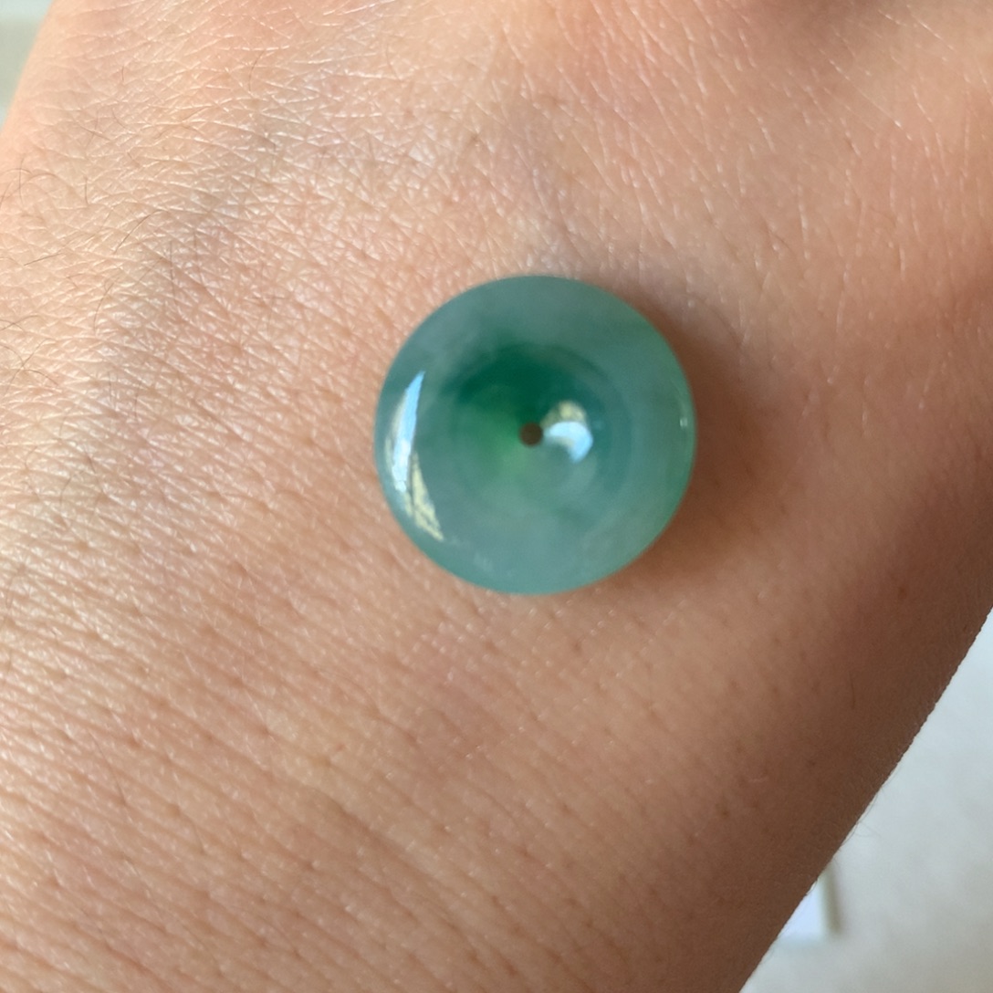 翡翠未镶嵌颈饰09