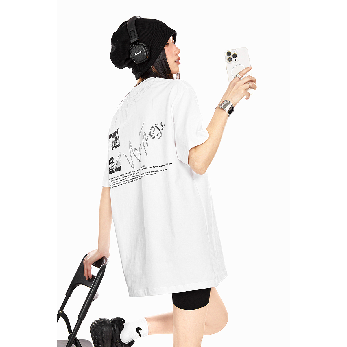 宽松型休闲防风嘻哈日系时尚通勤常规款圆领T恤女装洋气时髦气质