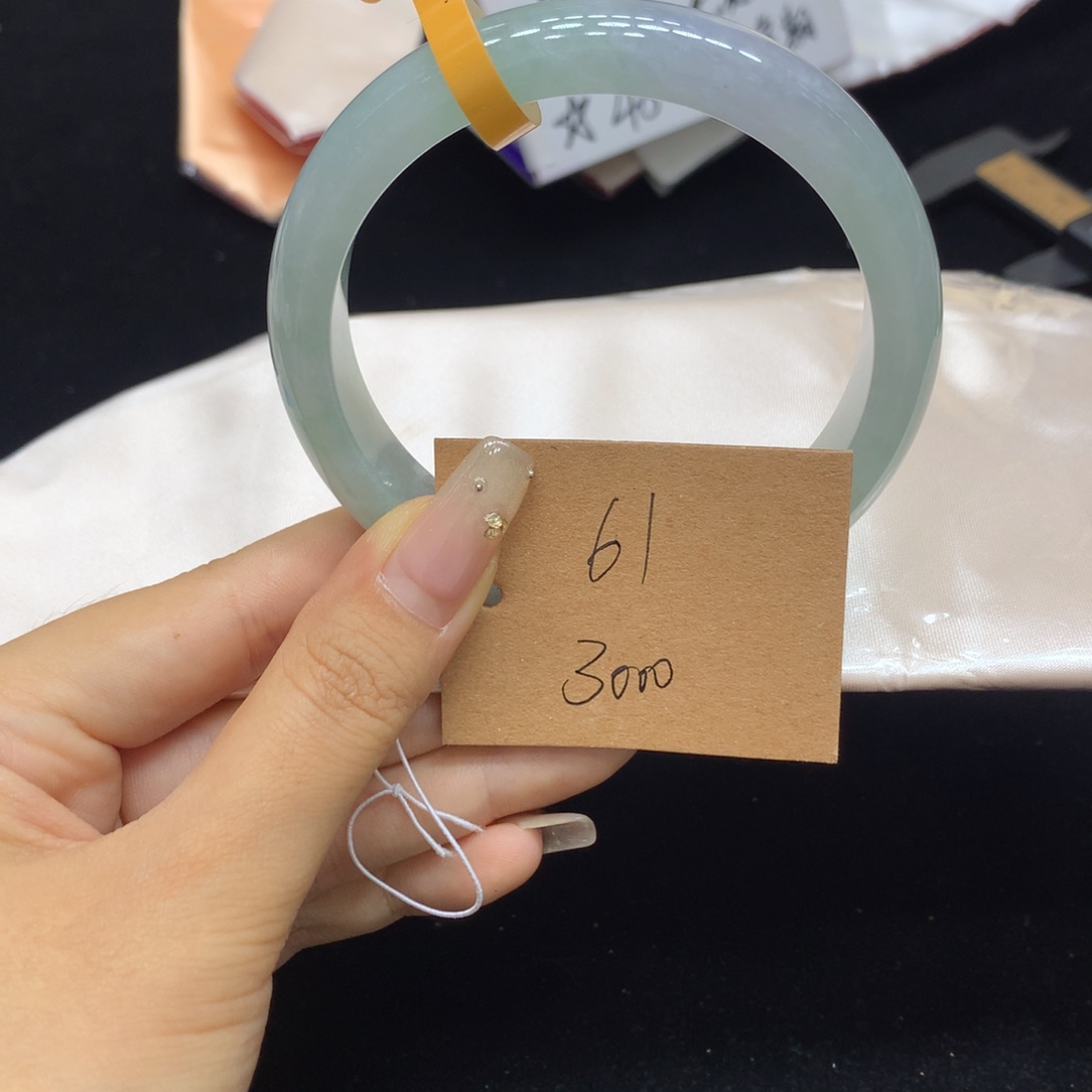 幸***星翡翠未镶嵌手镯天然翡翠