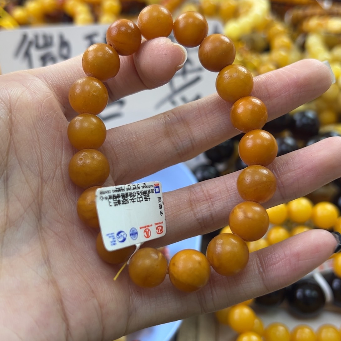 琥珀珠宝奇石未镶嵌