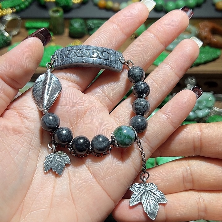 翡翠手串银S925镶嵌翡翠手串