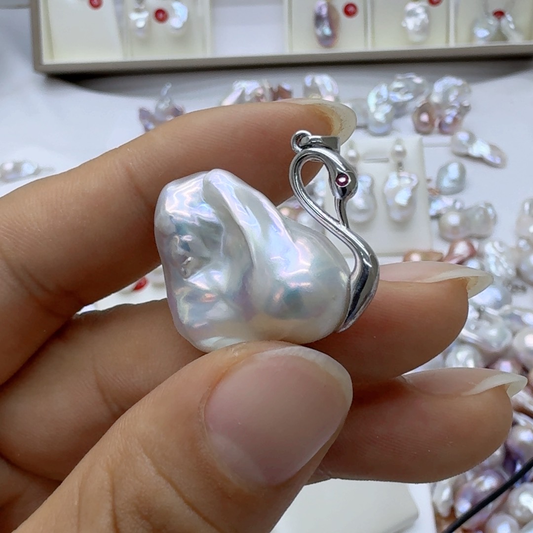 淡水珍珠胸饰银S925镶嵌