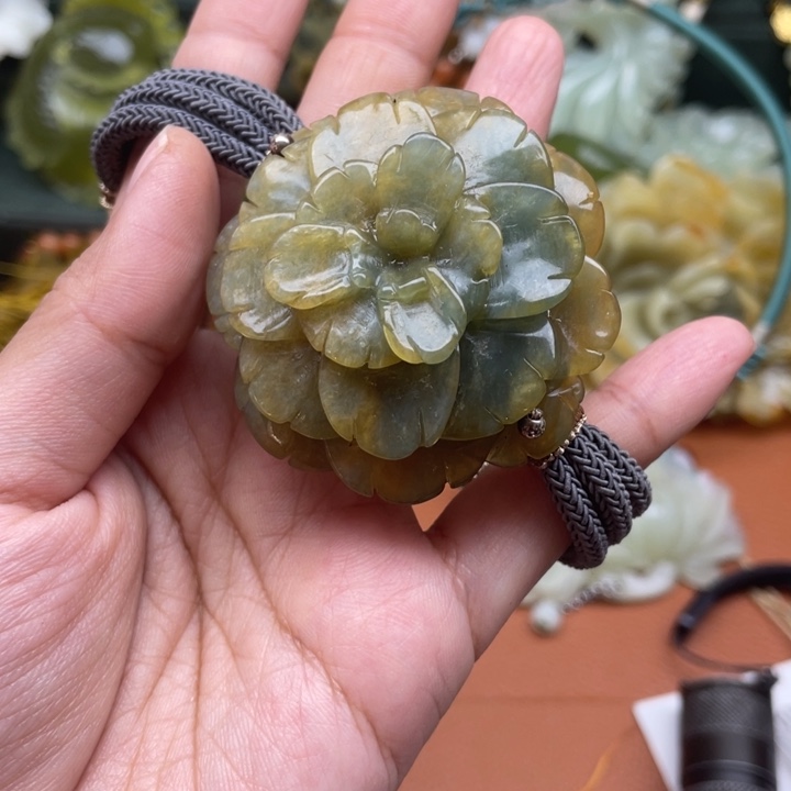 蛇纹石玉手牌合金