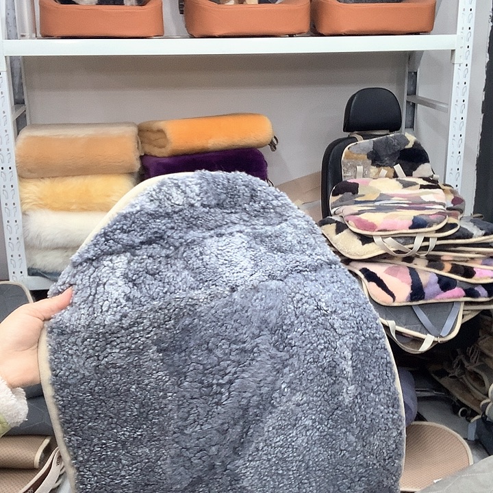 羊皮毛一体汽车坐垫