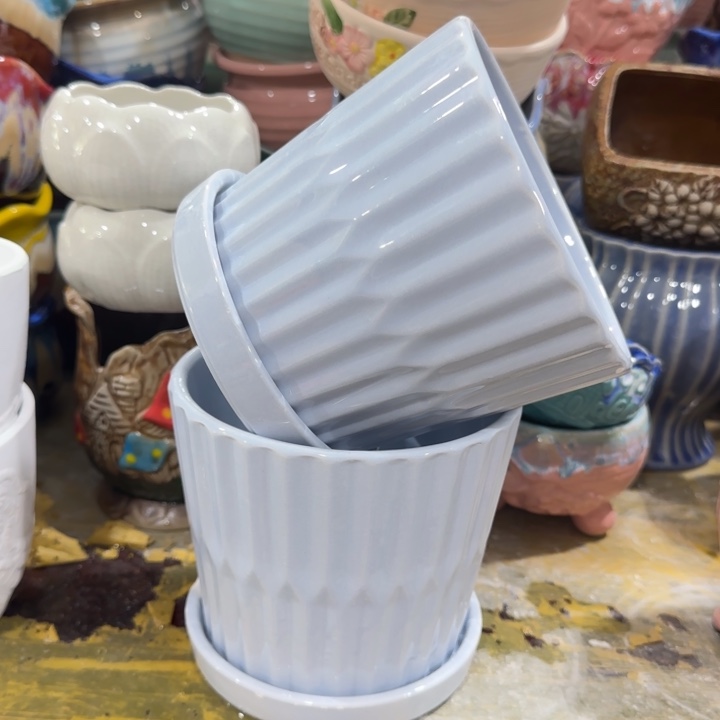 凑9块包邮，有孔，不清楚问客服