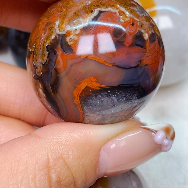 善***果玛瑙/玉髓未镶嵌玛瑙